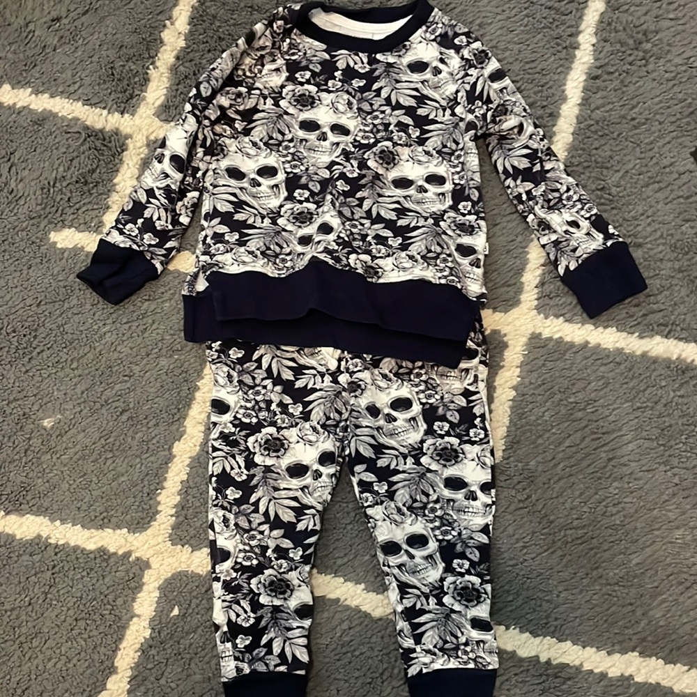 Little Bum Bums Skeleton/Halloween SweatSuit- 2T